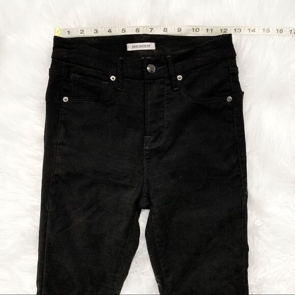 GOOD AMERICAN Suede-Like Jeans! - Picture 3 of 6